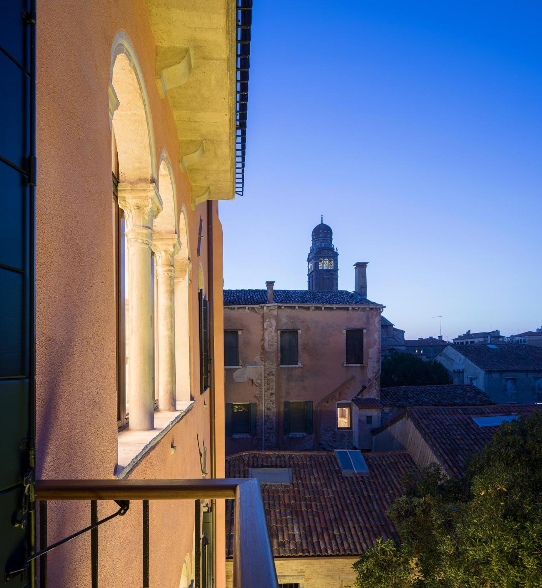 Hotel Heureka Venesia Bagian luar foto