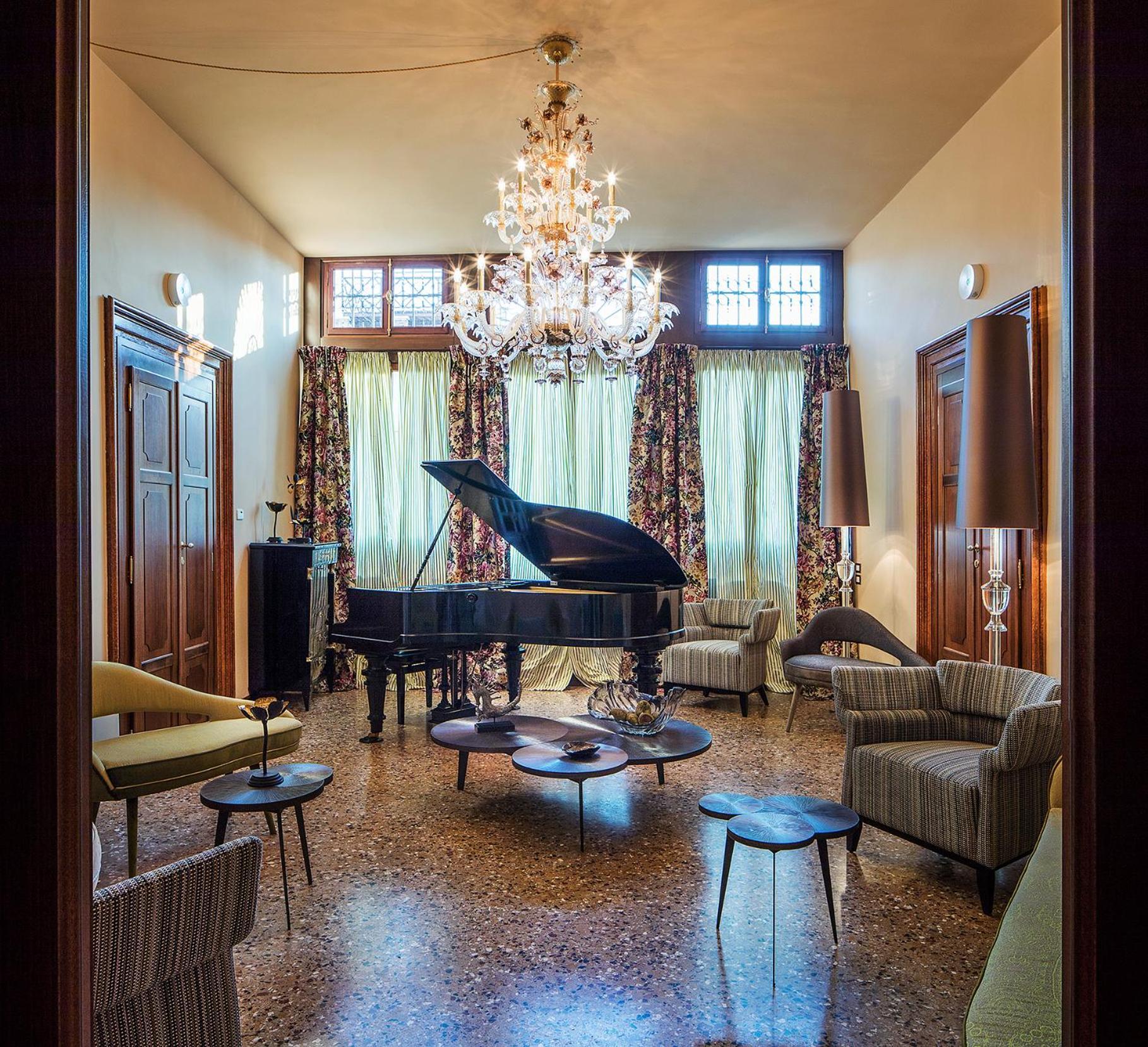 Hotel Heureka Venesia Bagian luar foto